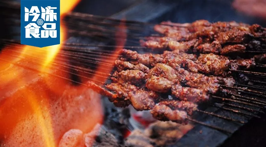 燒烤市場(chǎng)這三個(gè)新現(xiàn)象，透露了這個(gè)爆發(fā)市場(chǎng)下的新商機(jī)！