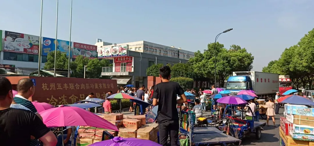 昨天，杭州凍品市場(chǎng)被堵門！原因和三輪車有關(guān)