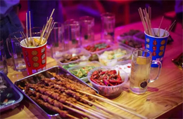 餐飲市場烤串這么火，家庭串串能否“上道兒”？