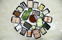 火鍋料新賣(mài)法：搭配燒烤、凈菜、鹵鴨，走“終端店+超市店中店”