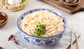 頭部資本加持、創(chuàng)業(yè)紅人攪局，為何都看上了“一碗面”？