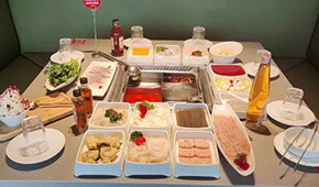 海底撈預(yù)虧超38億，連鎖商超業(yè)績慘淡，2022餐飲零售業(yè)怎么玩?