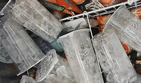 蜜雪冰城、農(nóng)夫山泉入局，爆火的“冰杯”給凍品人哪些啟示？