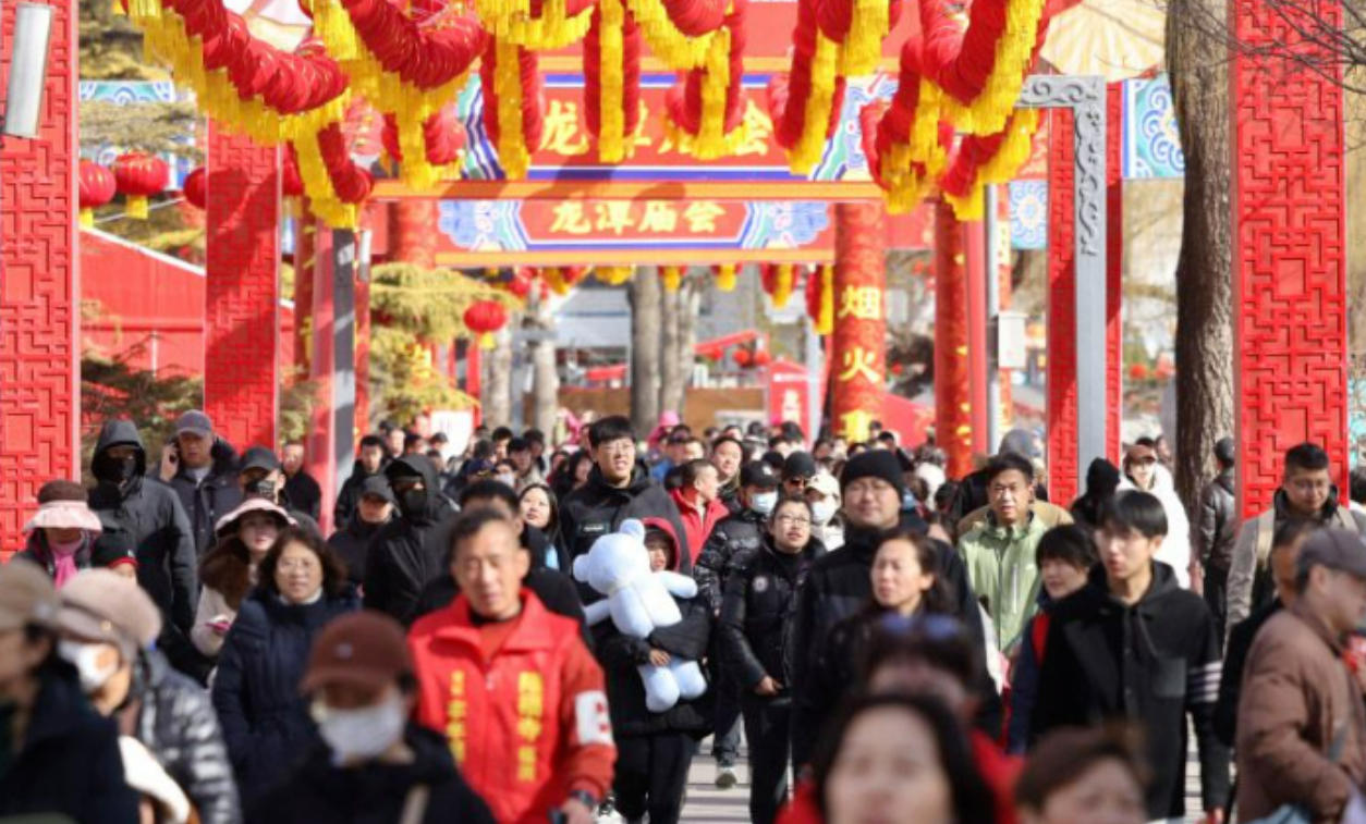 零售餐飲增10.6%，AI下單、地方菜爆火，馬年消費(fèi)市場迎“開門紅”